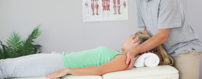 El fisioterapeuta nos indicará los ejercicios que devuelvan cuello su movilidad