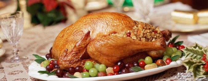 En Navidad tendemos a ingerir mayores cantidades de comida y alcohol