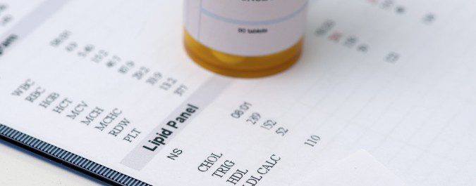 El colesterol se considera normal si se encuentra por debajo de los 200 mg/dl