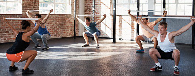 El CrossFit nos permite ejercitar diferentes partes del cuerpo, alejándose de la exclusividad