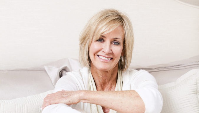 Con la llegada de la menopausia, se reducen las hormonas en el cuerpo de la mujer, lo que ocasiona problemas de incontinencia urinaria