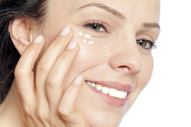 Muchas personas usan hemoal con el fin de eliminar las ojeras de los ojos