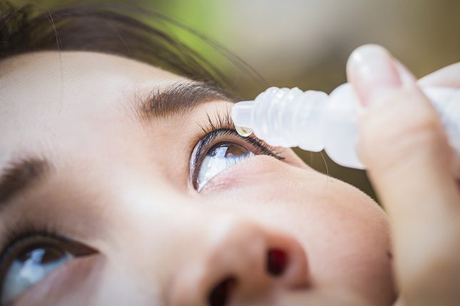 Si quieres evitar sufrir conjuntivitis, no te toque los ojos con las manos