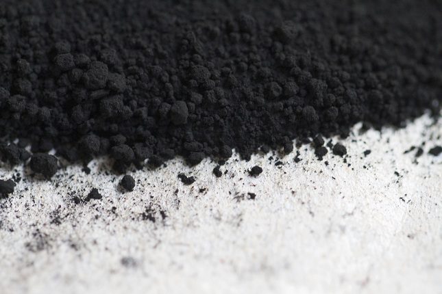 El carbón activado sirve entre otras cosas para eliminar los gases