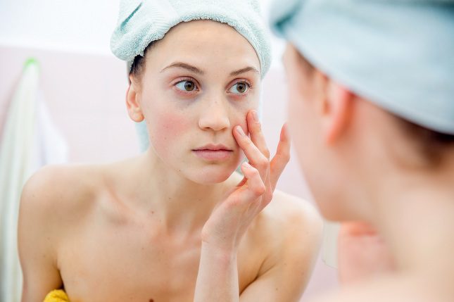  A la hora de combatir dichas ojeras lo mejor es acudir al médico más próximo