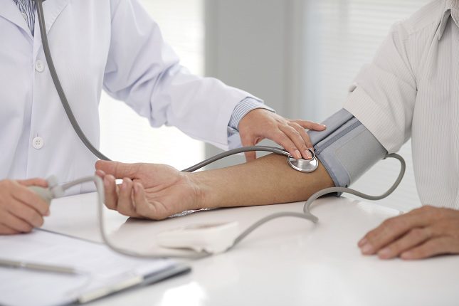La tensión alta no controlada y mantenida en el tiempo es un problema de salud grave