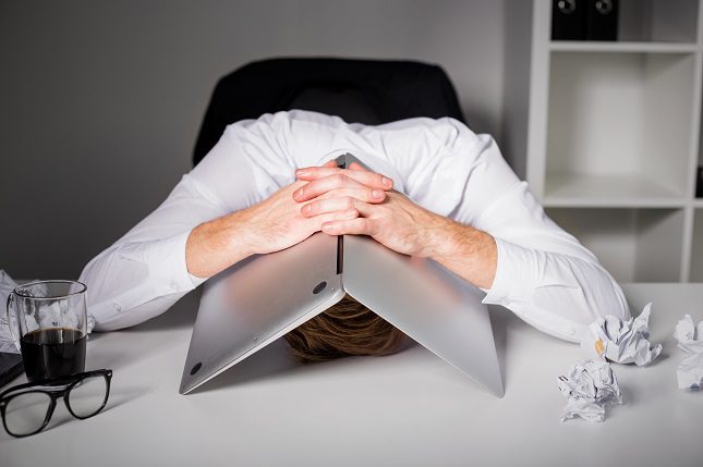 Las neurosis obsesivas son obsesiones irracionales, exageradas y repetitivas que la persona reconoce tener