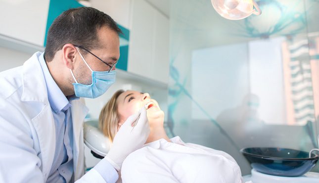 Acudir al dentista es un hábito que deberíamos tener todas las personas