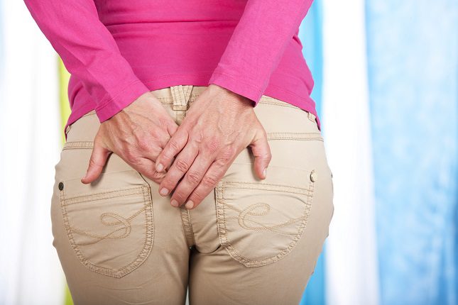 El absceso perianal es más frecuente en los hombres que en las mujeres 