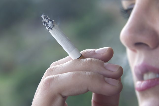 El hecho de dejar de fumar también nos ayudará a ganar salud