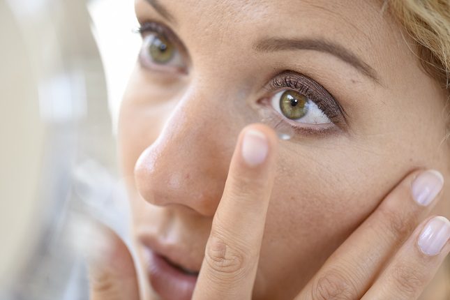 Una vez hayas adquirido las lentillas es recomendable que las conserves siempre de forma adecuada