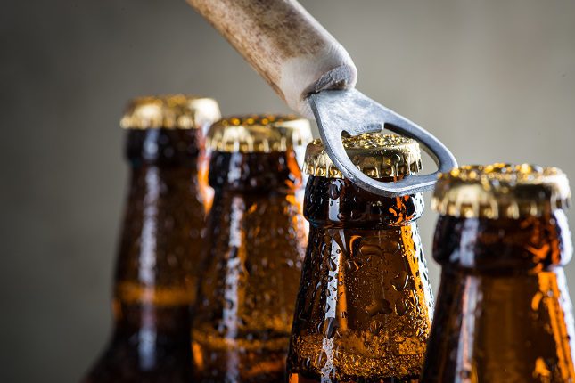 Su objetivo es combinar la filosofía del yoga con el placer que se obtiene de beber cerveza