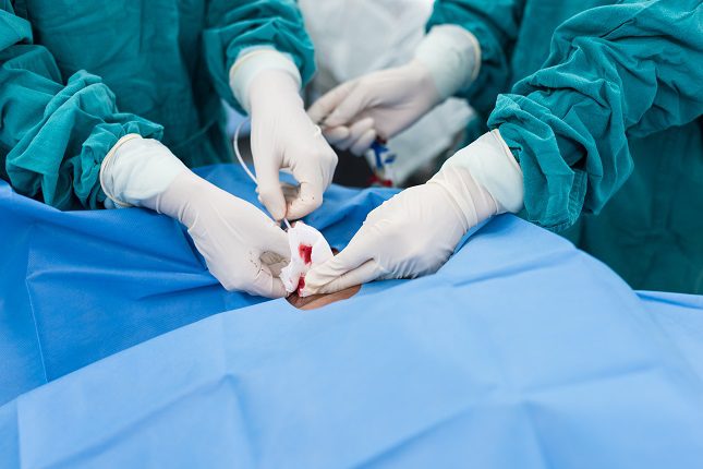 Una persona puede someterse a un cateterismo debido a diferentes causas