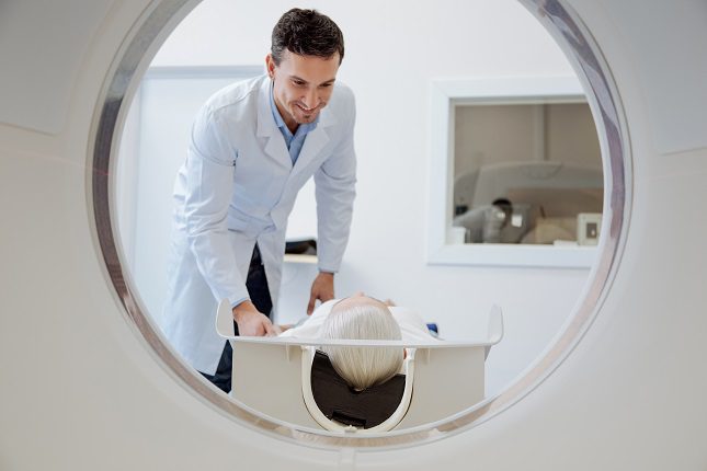 La prueba de la resonancia magnética con contraste se realiza siempre en hospitales