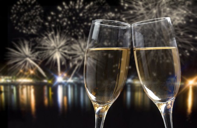 En algunas ocasiones es probable que no puedas dejar de acudir a las celebraciones de estos festivos