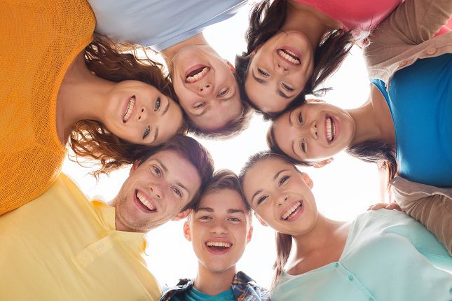 Los días festivos son motivo de fiesta por lo que deberás sentirte descansado, alegre y contento