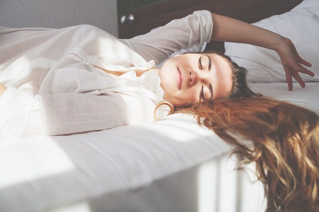  Las personas dormimos mejor en la oscuridad