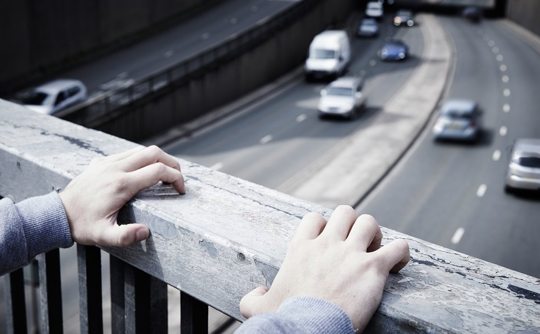 Por qué es común que las personas con TLP se suiciden
