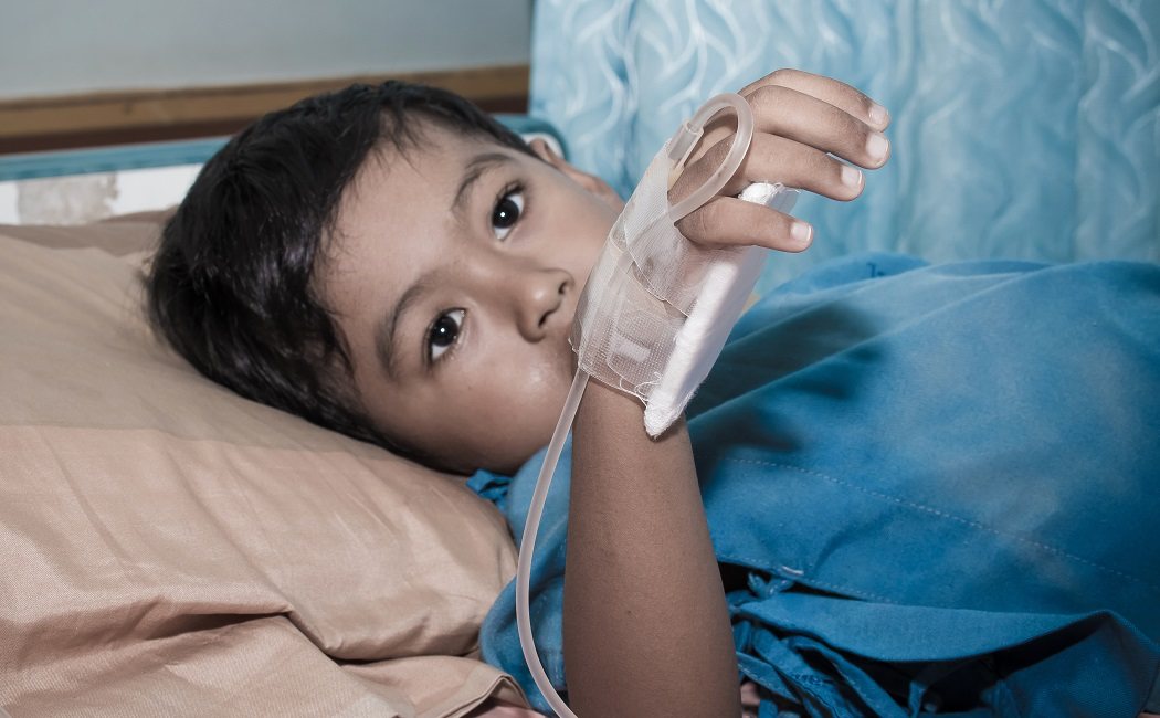 Un niño de 6 años se recupera del cáncer con una terapia novedosa