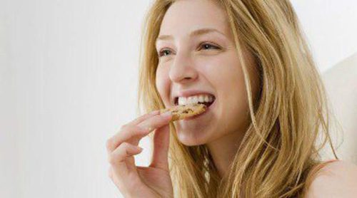 Almuerzo entre horas sano, ¿qué alimentos escoger?