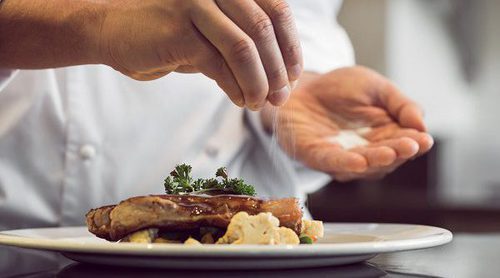 ¿Es mejor comer sin sal?