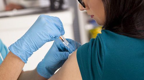 ¿La vacuna de la gripe es menos eficaz?