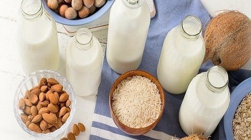 Beneficios para tu salud si tomas agua de coco durante una semana