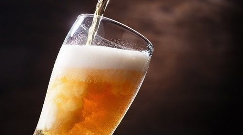 Qué es la drunkorexia