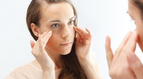 Ptosis palpebral; ¿por qué se te cae el párpado?