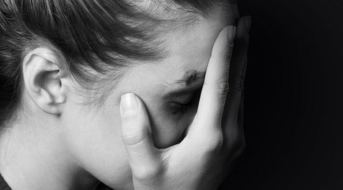Cómo el trastorno por conversión afecta a tu vida