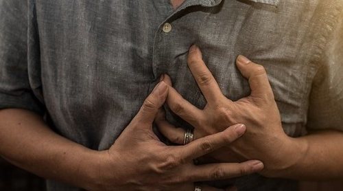 Qué es el derrame pericárdico